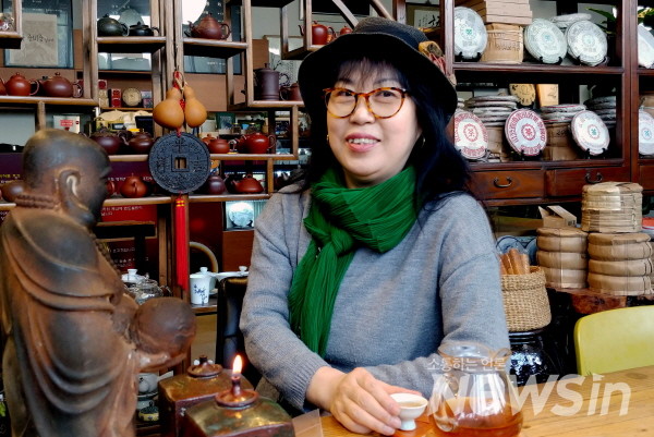 정신과 표현, 저녁으로의 산책 시집의 저자 정병숙(문화콘텐츠학 박사)