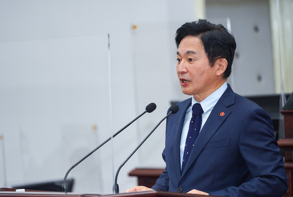 원희룡 제주특별자치도지사가 16일 오후 제주도의회 제389회 제2차 정례회 본회의에서 시정연설을 하고 있다. 2020.11.16 / 사진=[제주도의회 제공]