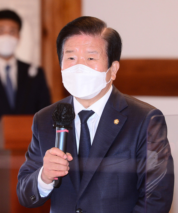 박병석 국회의장이 20일 서울 여의도 국회 사랑재에서 박 의장 주최로 열린 위원회 위원장 초청 오찬간담회에서 인사말을 하고 있다 / 사진= [공동취재사진]