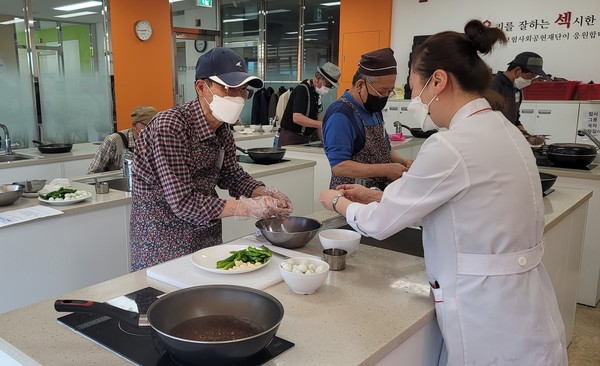 사진자료_생명보험사회공헌재단 ‘생명숲 100세 힐링센터’