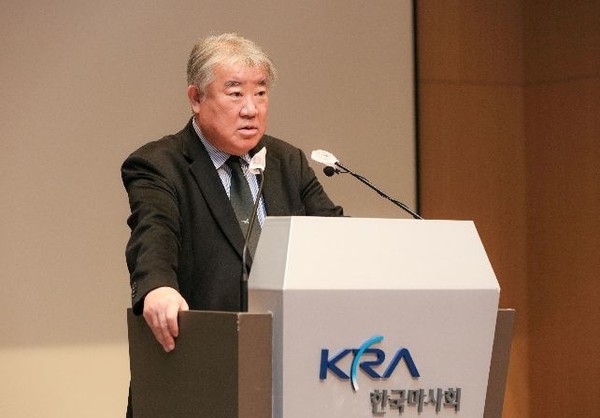 한국마사회 김우남 회장.