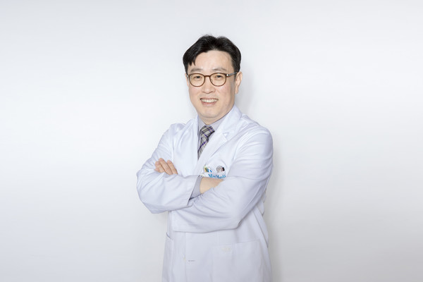 비뇨의학과 김기영 주임과장.