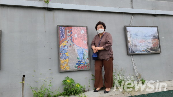 도봉미술협회 회원인 서양화가 김정숙(사진=정경호 기자)