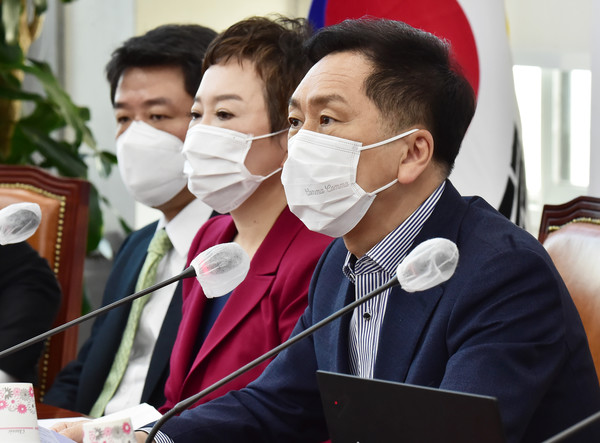 김기현 국민의힘 원내대표가 28일 오전 서울 여의도 국회에서 열린 최고위원회 회의에 참석해 발언을 하고 있다.2022.03.28 / 사진=[공동취재사진]