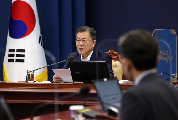 문재인 대통령이 14일 오후 청와대 여민관에서 열린 수석·보좌관회의에서 발언하고 있다. 2022.3.14 / 사진=[뉴시스]
