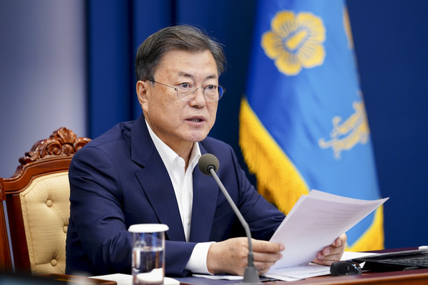 문재인 대통령이 11일 오후 청와대 여민관에서 열린 수석보좌관회의에서 발언하고 있다.2022.04.11 / 사진=[청와대 제공]