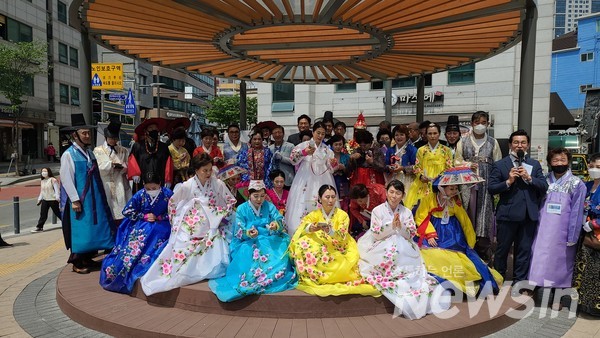 제 3회 충무공 이순신 장군 탄신일 기념행사가 열렸다 (사진 = 정경호 기자)