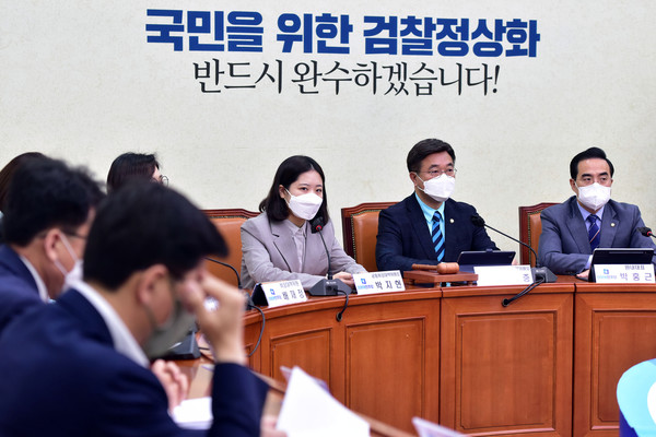 박지현 더불어민주당 공동비대위원장이 4일 서울 여의도 국회에서 열린 비상대책위원회의에서 발언하고 있다.2022.05.04 / 사진=[공동취재사진]