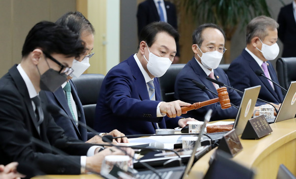 윤석열 대통령이 26일 정부세종청사에서 열린 국무회의를 주재하고 있다. 2022.05.26 / 사진=[뉴시스]