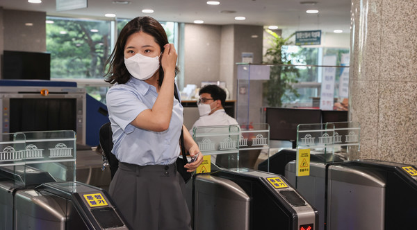박지현 전 더불어민주당 비상대책위원장이 1일 서울 여의도 국회 의원회관에서 열린 그린벨트 결과 공유 파티 '용감한 여정'에 참석하고 있다.2022.07.01 / 사진=[공동취재사진]