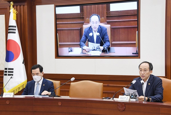 추경호 부총리 겸 기획재정부 장관이 8일 서울 종로구 정부서울청사에서 열린 비상경제장관회의를 주재, 모두발언을 하고 있다. (사진=기재부)