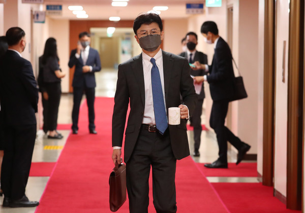 한동훈 법무부 장관이 16일 오전 서울 종로구 정부서울청사에서 열린 국무회의에 참석하고 있다. 2022.08.16 / 사진=[뉴시스]