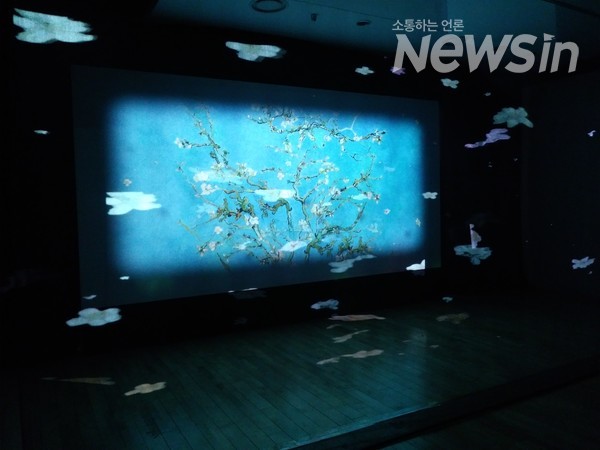 반고흐 빛의세계 전시영상 캡쳐