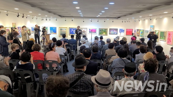 제12회 한국녹색미술협회 정기회원전이 지난 28일 서울 인사동 인사아트프라자갤러리에서 개막했다(사진=정경호 기자)