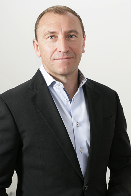 토니 레이섬은 북미 지역 사장으로 자리를 옮긴다