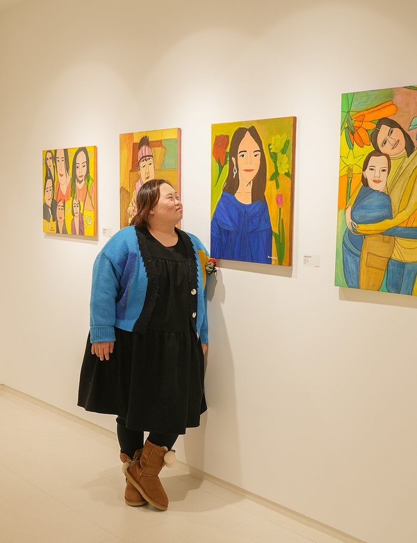 배우 겸 작가 정은혜.