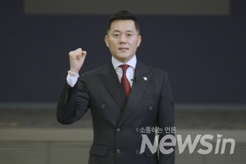 2022년 최우수사원으로 선발된 코오롱모빌리티그룹 최재준 부장