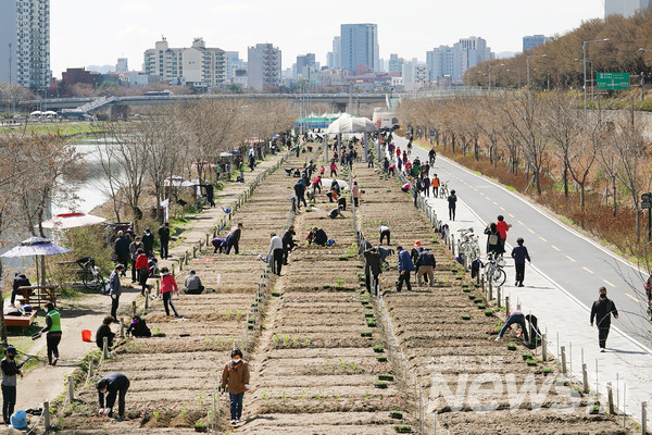 ‘2023년 중랑천 도시농업 체험학습장’ 참가자 모집