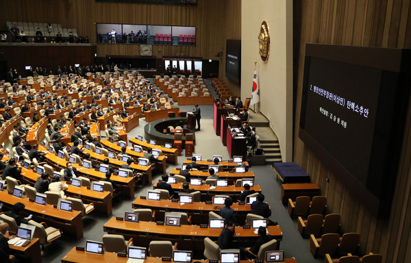 김승원 더불어민주당 의원이 8일 오후 서울 여의도 국회에서 열린 제403회 국회(임시회) 제4차 본회의에서 이상민 행정안전부 장관 탄핵소추안 제안설명을 하고 있다. 2023.02.08 / 사진=[뉴시스]