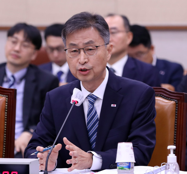 29일 오전 서울 여의도 국회에서 열린 법제사법위원회 전체회의에서 최재해 감사원장이 의원 질의에 답하고 있다. 2023.06.29