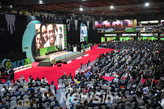 ▲4일(현지 시간) 케냐 나이로비에서 첫 아프리카 기후 정상회의가 열리고 있다. (사진=신화통신)