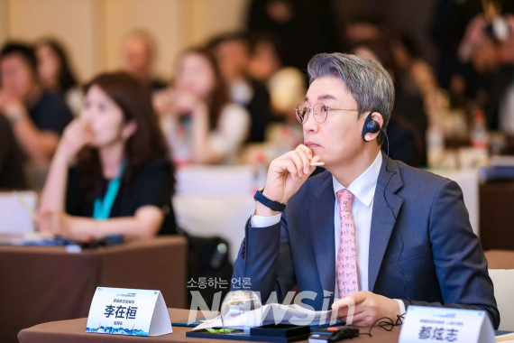 ▲이재환 한국관광공사 부사장이 지난 16일 중국 상하이에서 열린 '2023 한국 관광 재개 여정' 포럼에 참석하고 있다. (사진=신화통신)