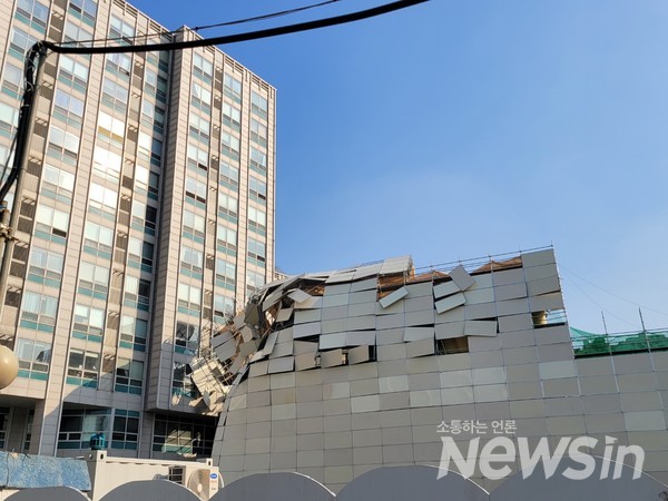 서울 종로결찰서 붕괴 사고 현장(사진=정경호 기자)
