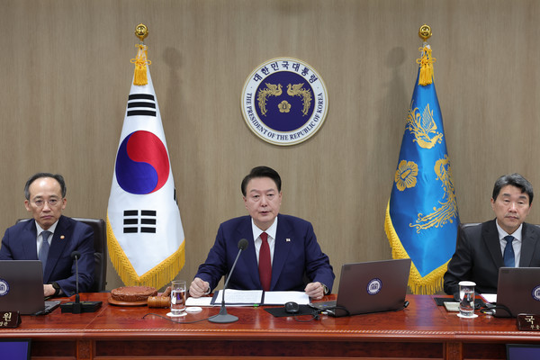 윤석열 대통령이 14일 서울 용산 대통령실 청사에서 열린 제47회 국무회의를 주재하고 있다.2023.11.14 / 사진=[대통령실 제공]