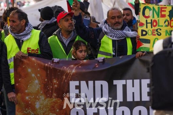 ▲지난 1월 13일 미국 워싱턴에서 열린 팔레스타인을 지지하는 집회에 참여한 사람들. (사진=신화통신)