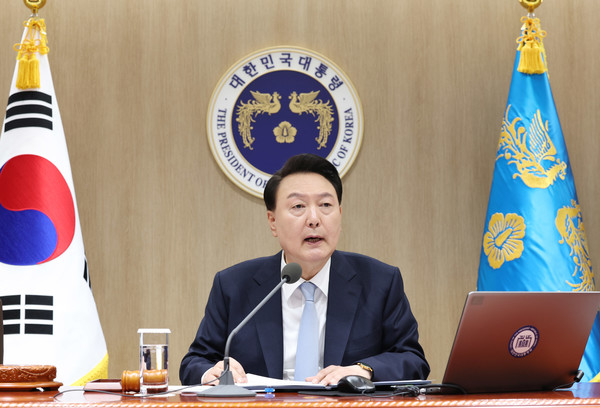 윤석열 대통령이 16일 서울 용산 대통령실 청사에서 열린 국무회의를 주재하고 있다.2024.04.16 / 사진=[대통령실통신사진기자단]