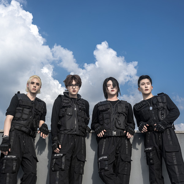 더스틴(DUSTIN) / 엔에이(NA)엔터테인먼트 제공