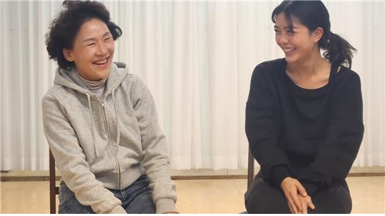 연극 '솔리다리오스'