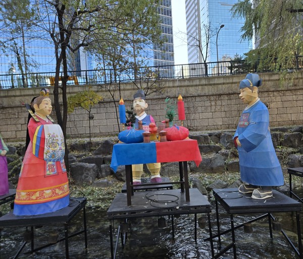 서울 청계천 전통 놀이마당 (시인·사진 수집가 장재필)