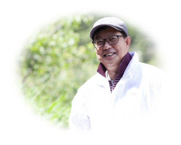 詩人 장재필(빈 배 詩人, 사진 수집가, 요리 연구가, 바리스타)