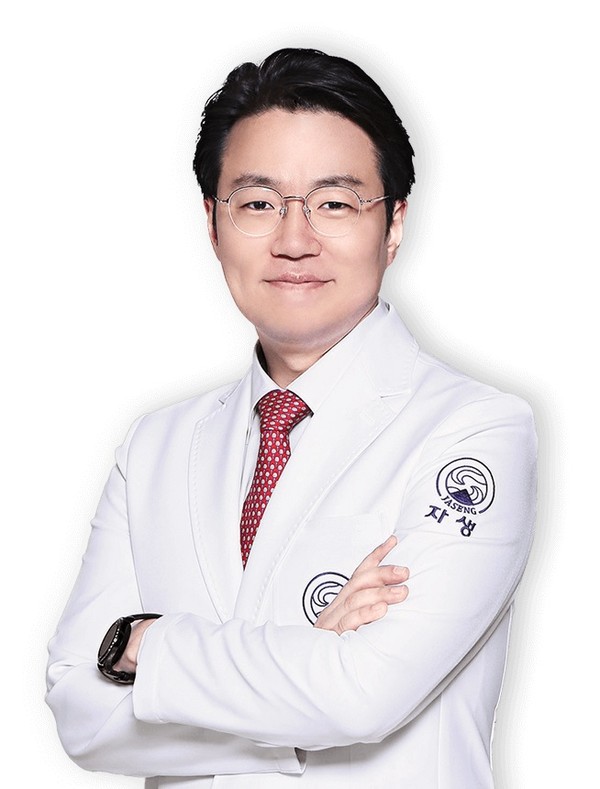 [사진설명] 인천자생한방병원 우인 병원장