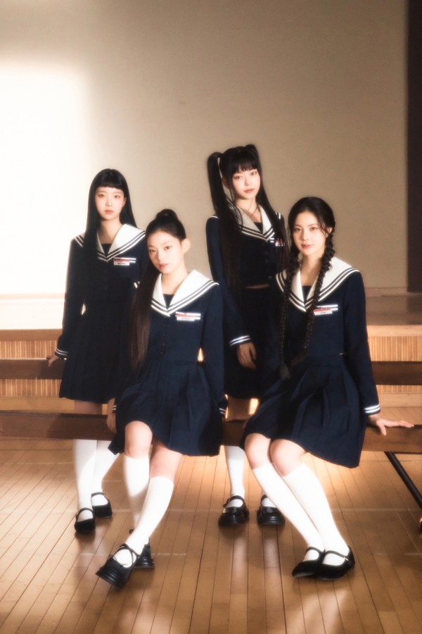 '코스모시'_단체_프로필_이미지  사진제공 = 소니뮤직코리아