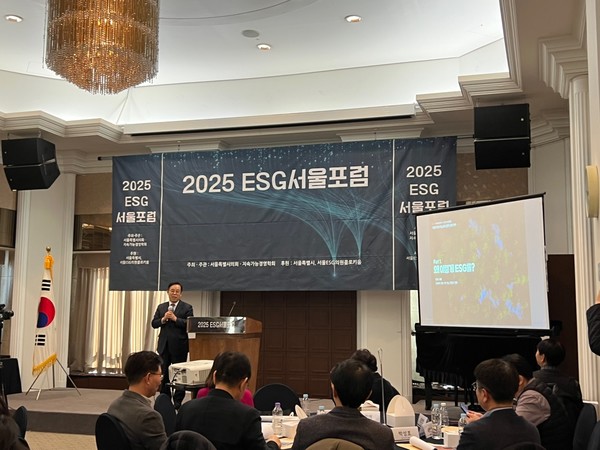 한국생산성본부 박성중 회장.