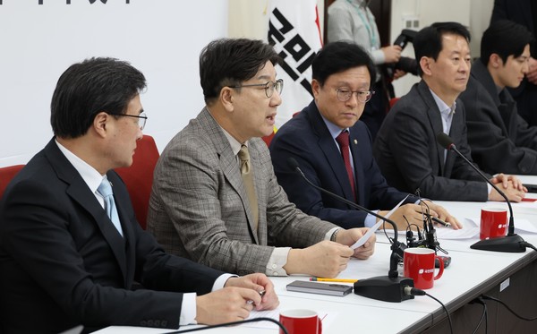 권성동 국민의힘 원내대표가 19일 오후 서울 여의도 국회에서 열린 현안관련 기자간담회에서 발언을 하고 있다. 2025.03.19