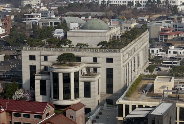 윤석열 대통령 탄핵 심판 선고일인 4일 오전 서울 종로구 헌법재판소 전경. 2025.04.04