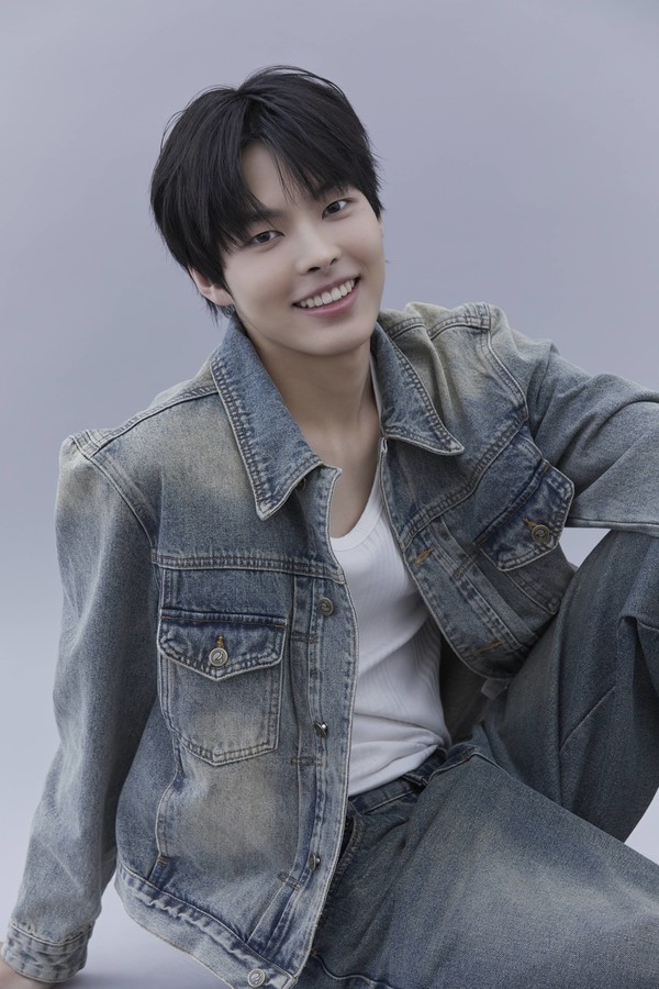 박윤호_프로필  [사진제공 = 이닛엔터테인먼트]