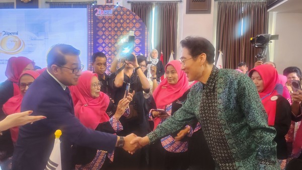 인도네시아 창조경제부장관.