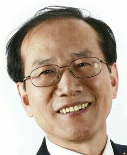 박병규 논설위원. (현 민족화해협력범국민협의회 상임집행위원장, 전 중앙일보 기자)