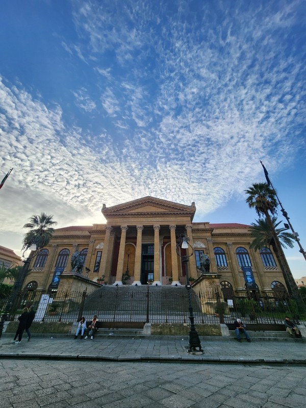 마시모 대극장.