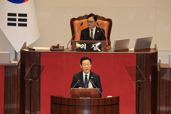 이재명 대통령이 4일 오전 서울 여의도 국회 본회의장에서 2026년도 예산안 및 기금운용계획안에 대한 시정연설을 하고 있다. 2025.11.04 / 사진=[국회사진기자단]