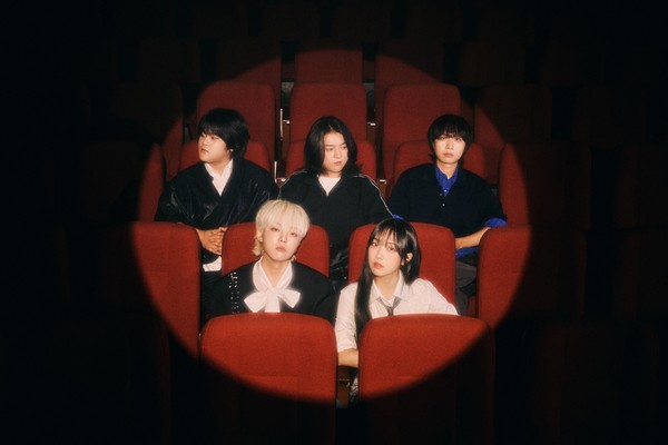 '유다빈밴'드 2집 CODA_프로필단체 사진  사진 제공 = MPMG MUSIC (엠피엠지뮤직)