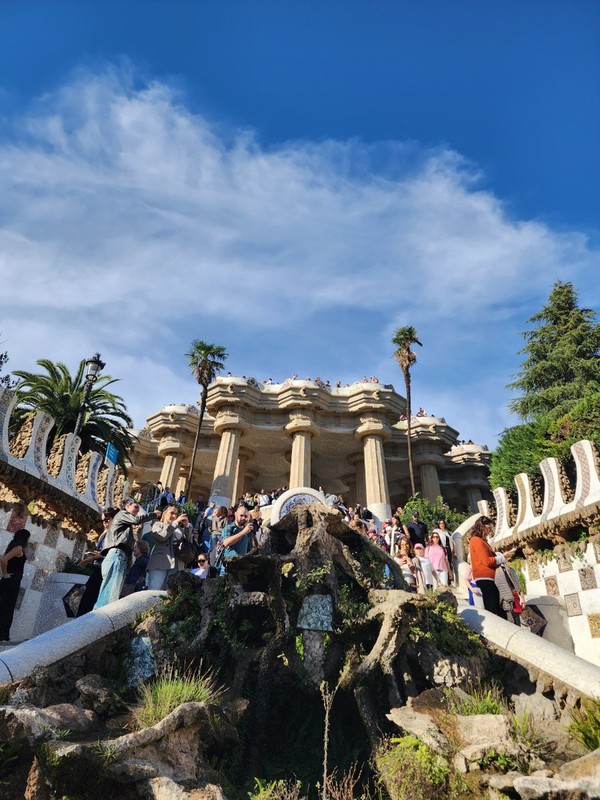 구엘공원 입구.