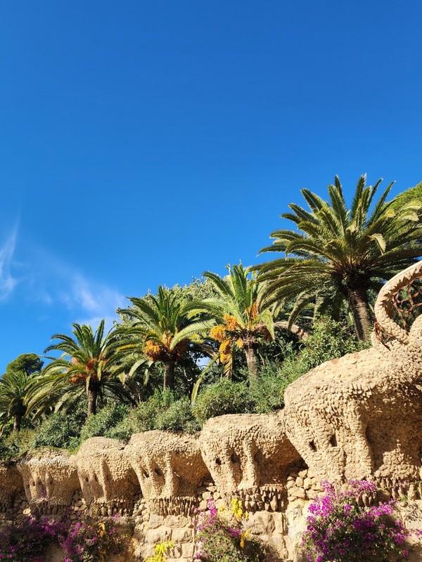 구엘공원 전경.