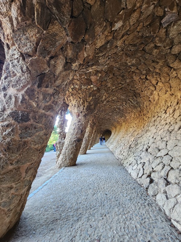 구엘공원 전경.