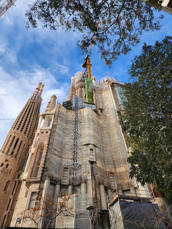 영광의 파사드(남쪽).