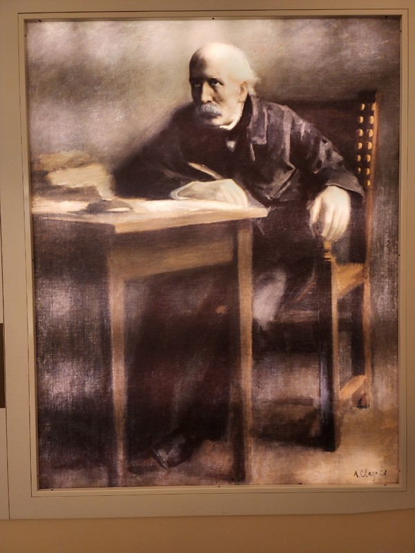 가우디의 주요작품과 사그라다 파밀리아 성당 연혁.